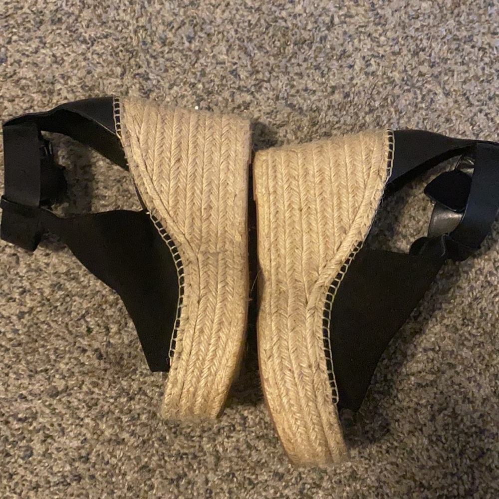 Marc Fisher Platform Wedges - Picture 3 of 7